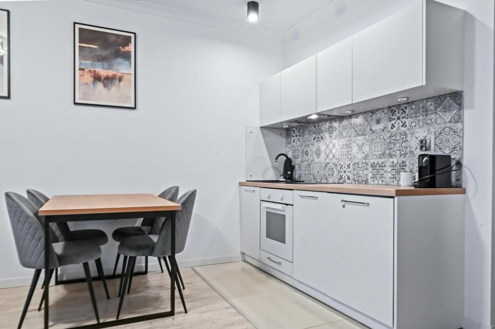 Rentplanet - Apartament Muranow Warsaw Exterior photo